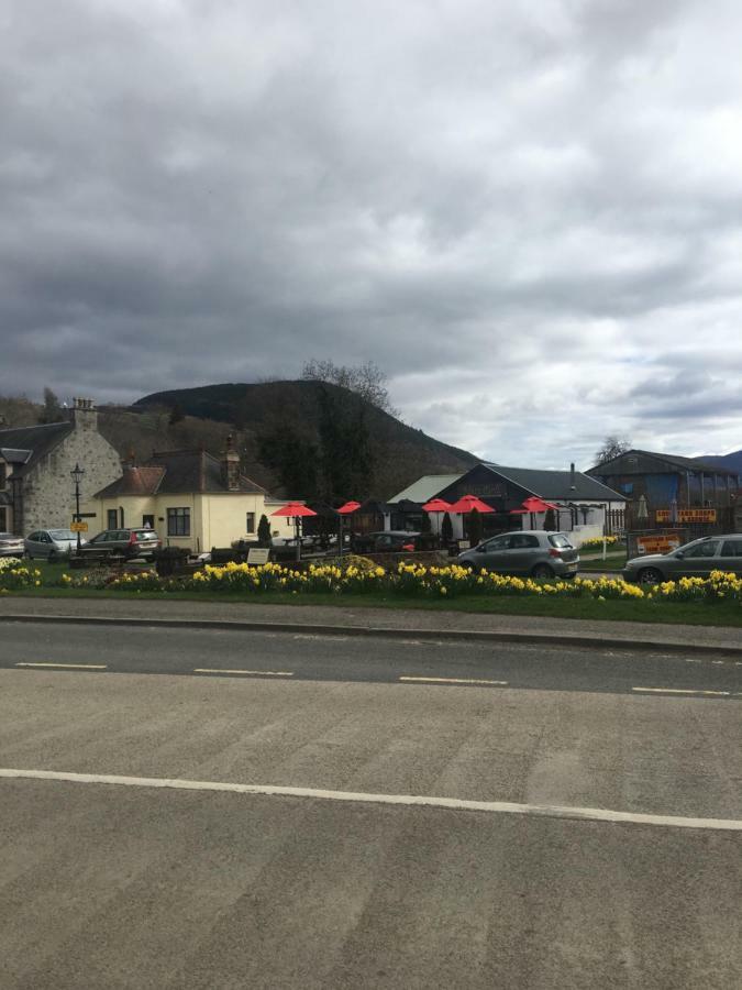 1 Lochness Rooms&Hostel Drumnadrochit Luaran gambar