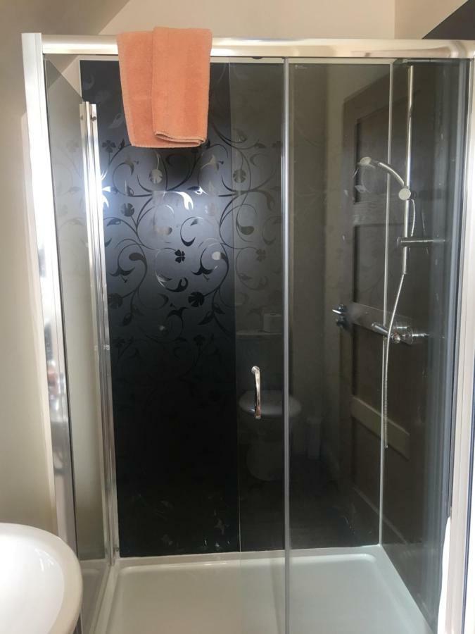 1 Lochness Rooms&Hostel Drumnadrochit Luaran gambar